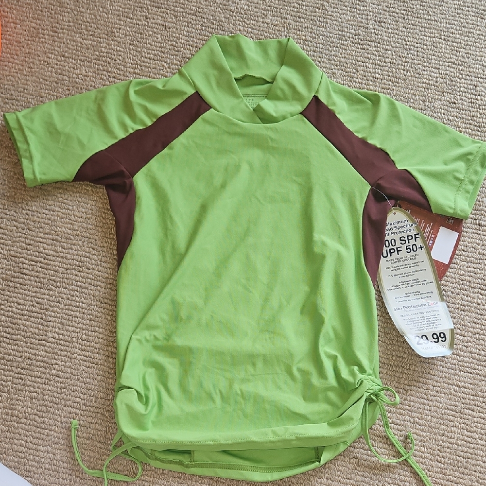 NEW Green Bean SPZ 100 SPF Short Sleeve Rash Guard Sun Protection Shirt